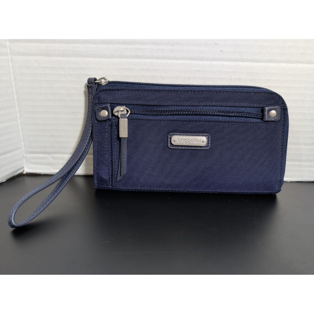 baggallini Women’s Navy Zip Wristlet Wallet with Wrist Strap Logo Credit Card